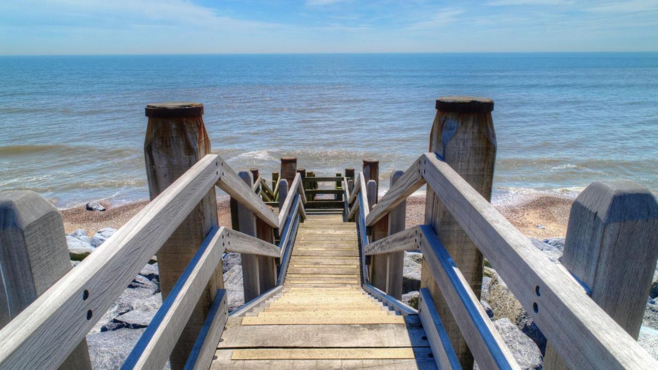Coastguards Beach House Camber Bagian luar foto