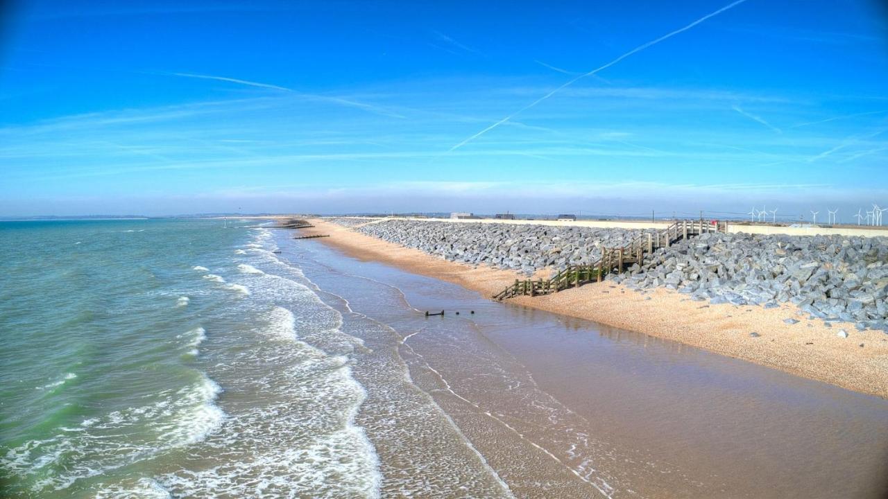 Coastguards Beach House Camber Bagian luar foto