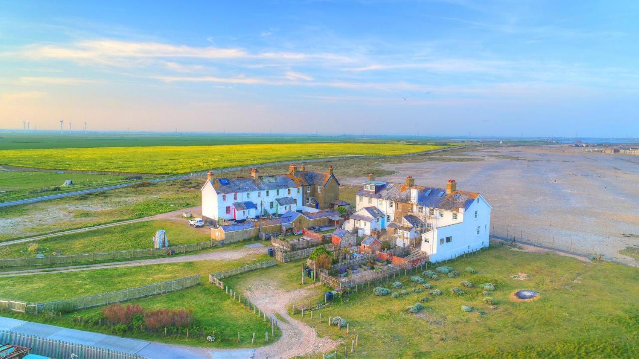 Coastguards Beach House Camber Bagian luar foto